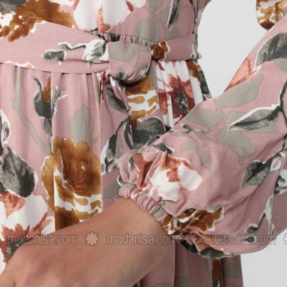 Refka women's dress - Picture 3 of 4